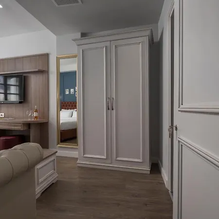 Apartment No 39 Svolou