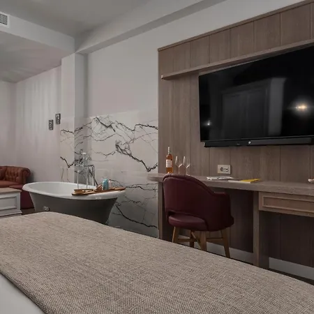 Apartment No 39 Svolou