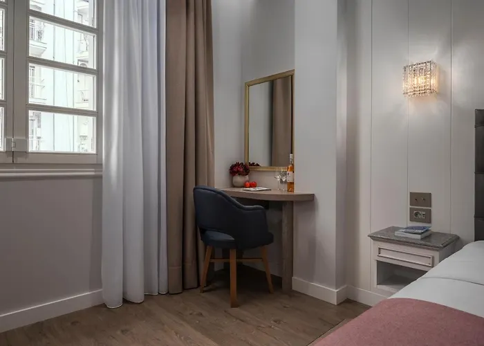 No 39 Svolou * Thessalonique